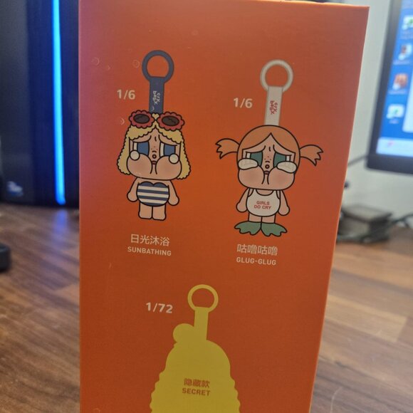 POPMART - BRAND NEW, UNOPENED DIRECT FROM POPMART- CRYBABY LETS SURF - Picture 4 of 5